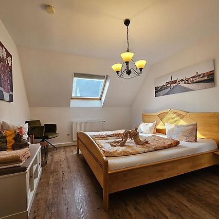 Ferienwohnung Martina Sinzing Экстерьер фото