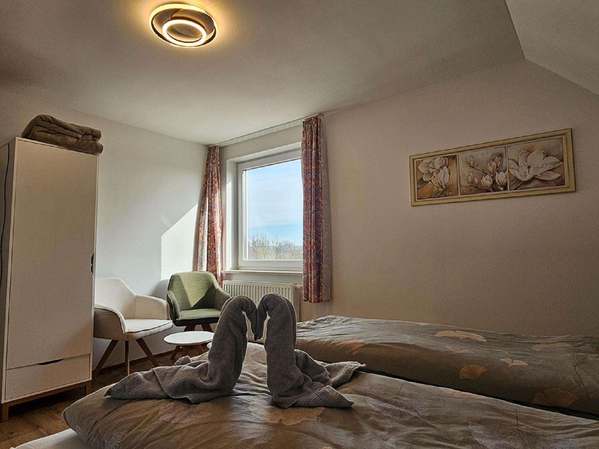 Ferienwohnung Martina Sinzing Экстерьер фото