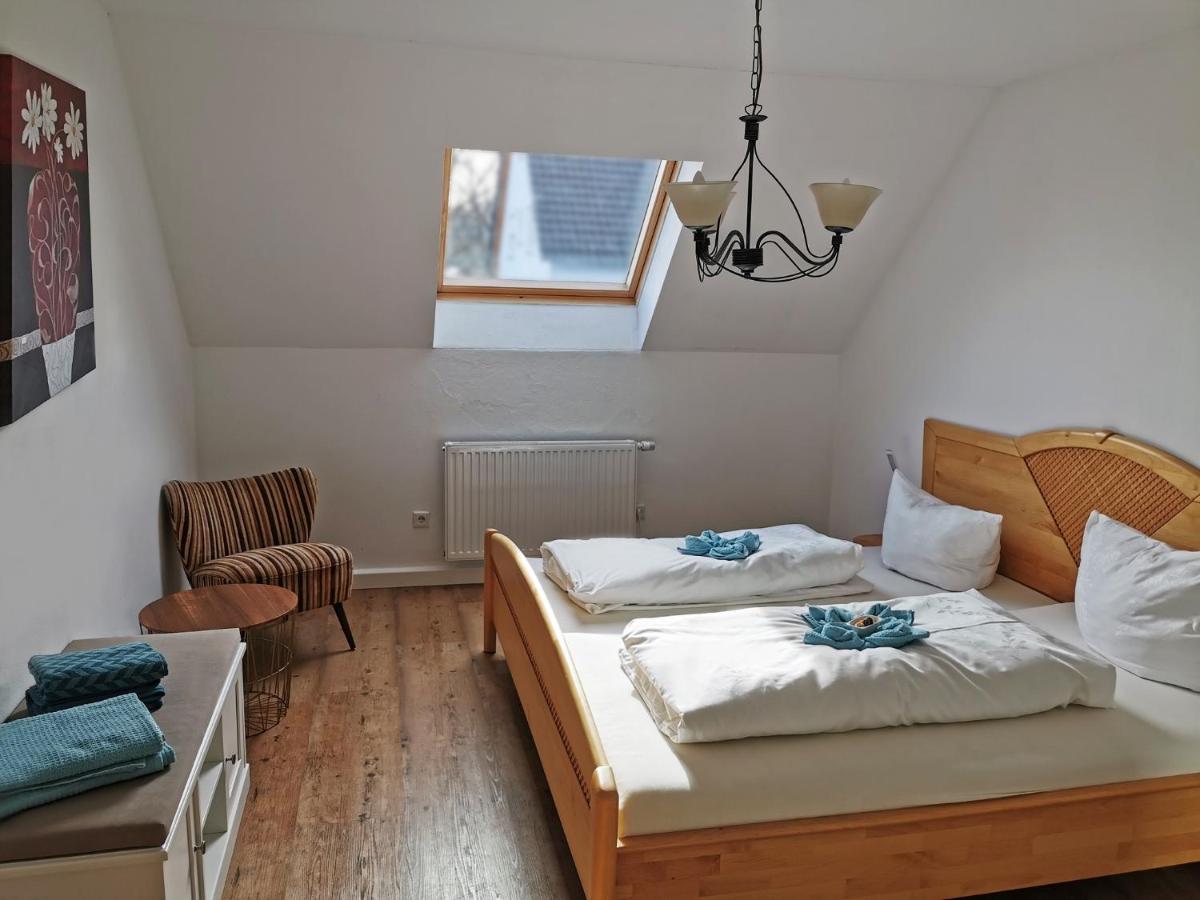 Ferienwohnung Martina Sinzing Экстерьер фото